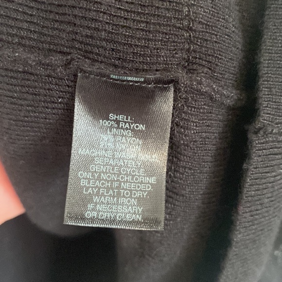 13. Black high end lacy sweater - Picture 8 of 8